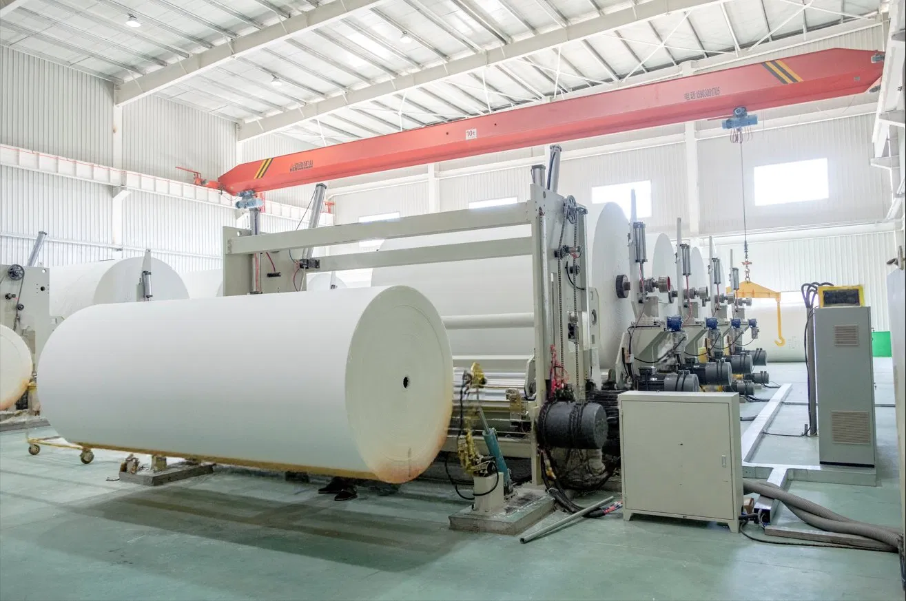 1800mm Finished Jumbo Roll Slitting Machine Rewinding With Good Efficient 2